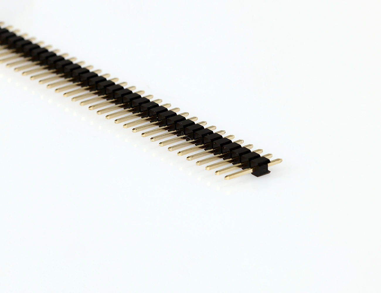 1x40 Pin 2.54mm Single Row DIP Pcb Type Straight Male Pin Header