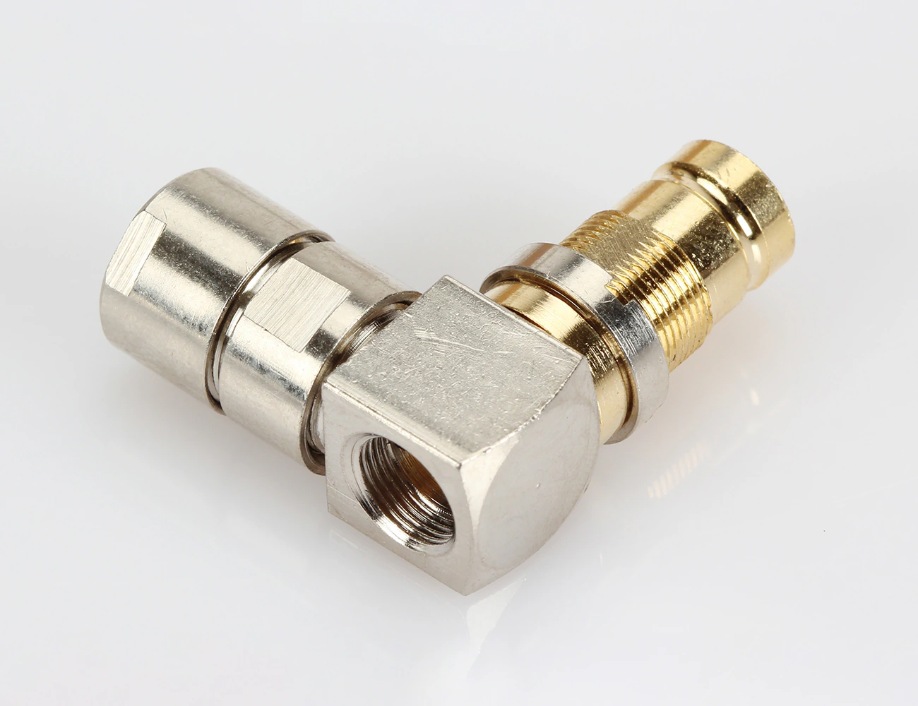1.6/5.6 Female Cable Type 90°