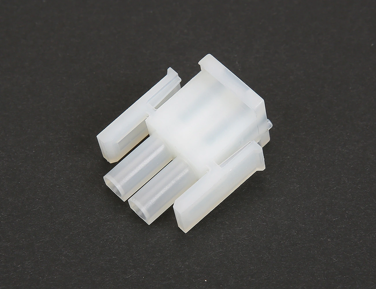 2 Pin Male Connector