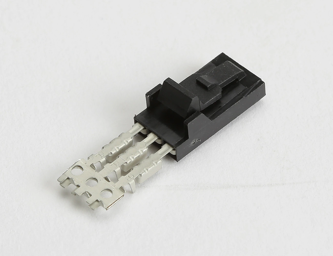 3 Pin Female Connector