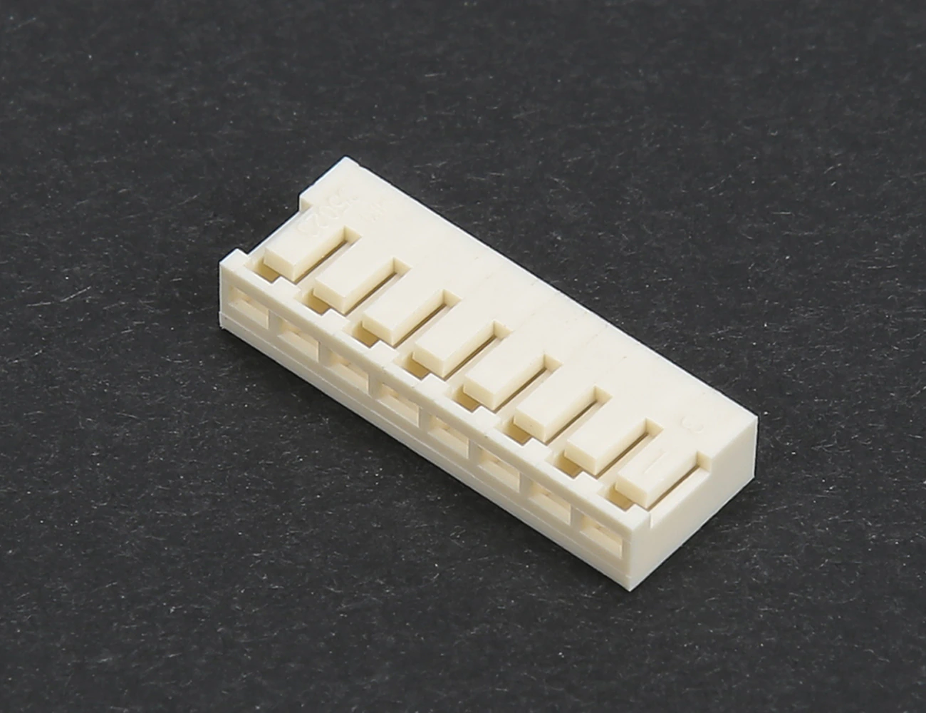 8 Pin Female Connector 2mm R/A B-IN