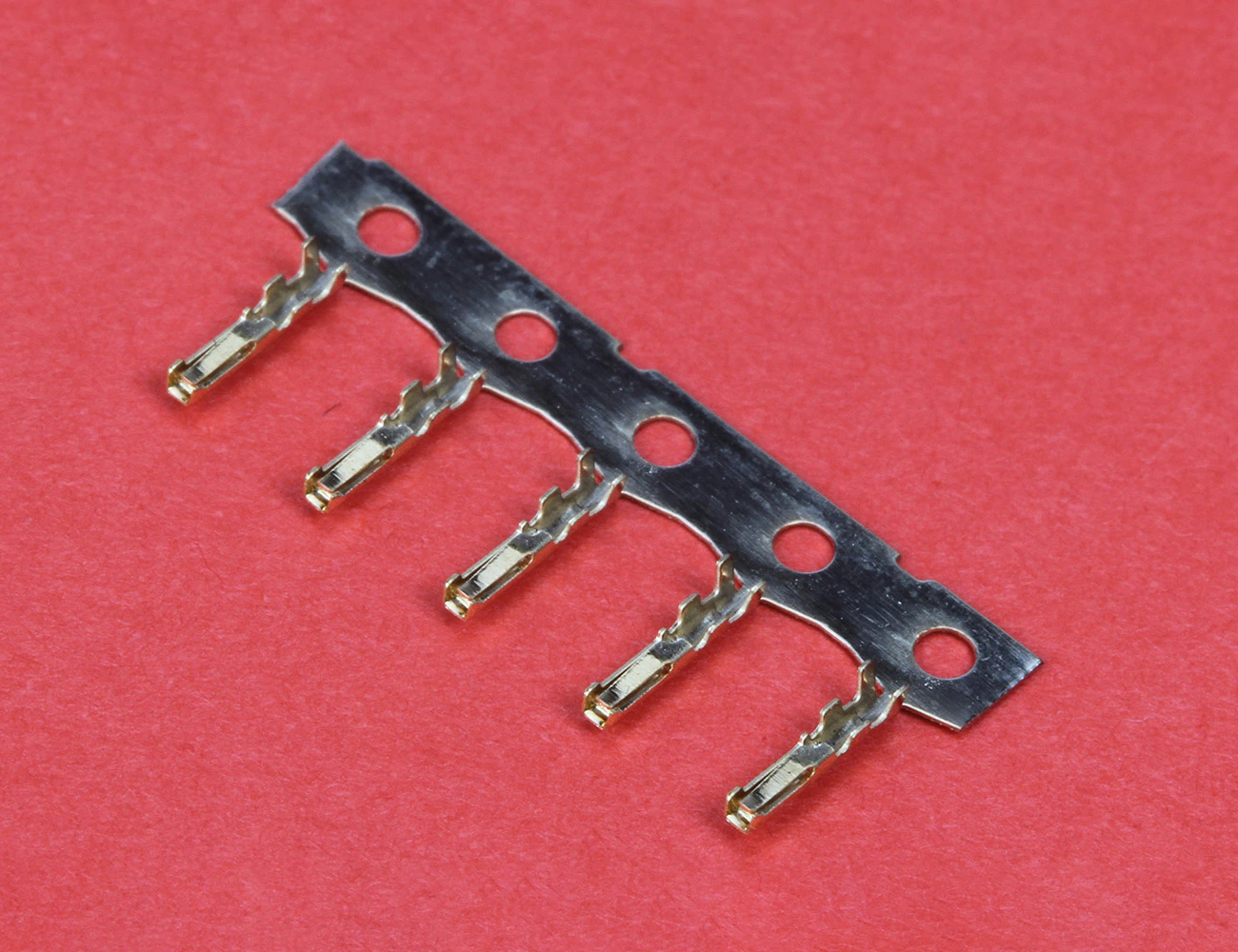 Wire to Board Signal
