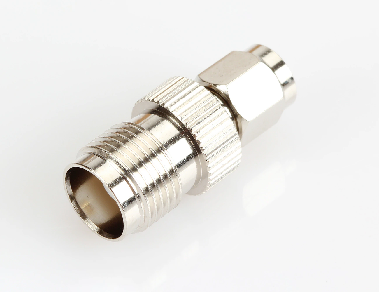 SMA Male to TNC Female Adaptor